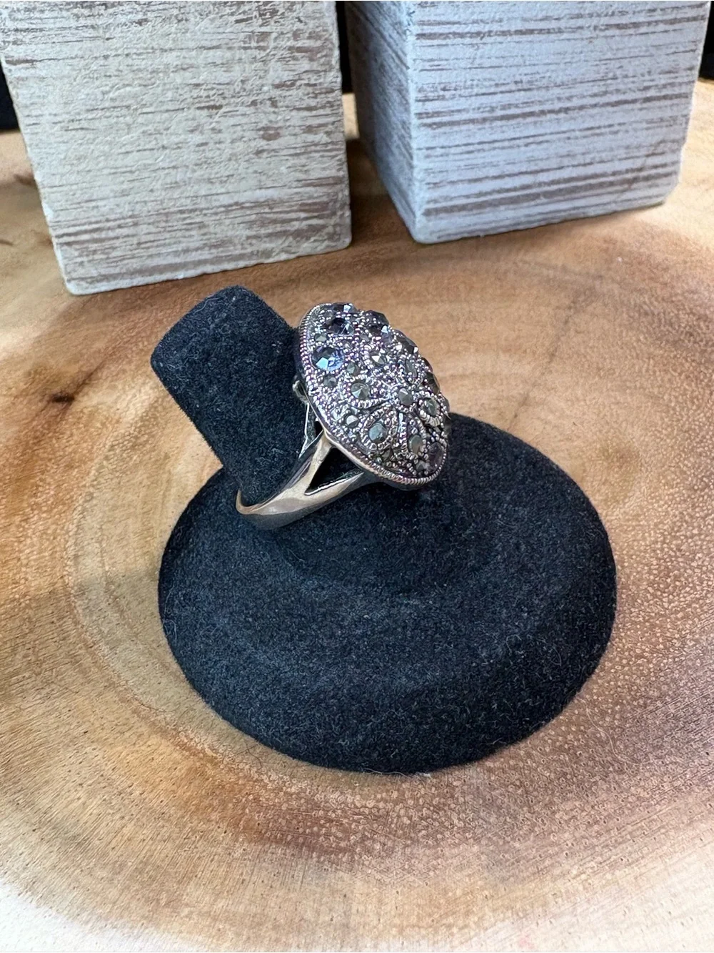 Vintage-Inspired Silver Floral Statement Ring - Silver